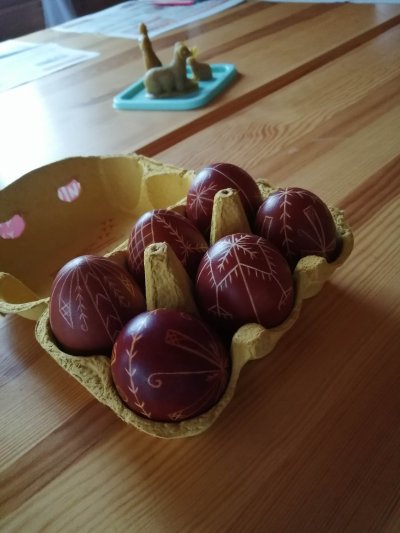 Okładka albumu: Warsztaty Wykonywania Pisanek Tradycyjnymi Technikami